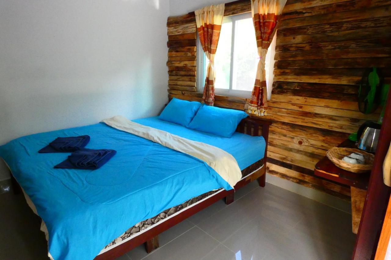 Chom Suan Homestay Ko Kut Exterior photo